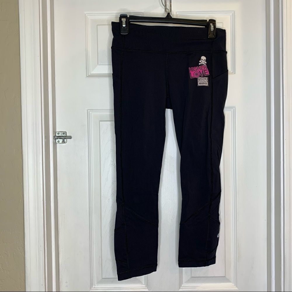 Lululemon SoulCycle Collab higher love graphic print active leggings Size 6